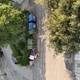 Αντικείμενα δίπλα στα σκουπίδια
