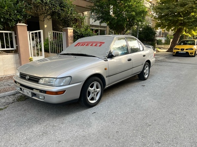 Εγκαταλλελειμενο οχημα. 