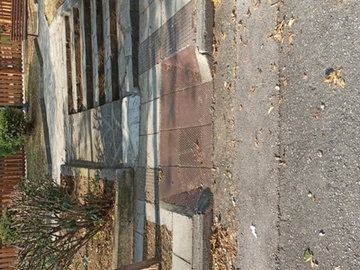 ΕΛΛΕΙΨΗ ΜΕΤΑΛΛΙΚΩΝ ΠΡΟΣΤΑΤΕΥΤΙΚΩΝ ΡΑΜΠΑΣ
