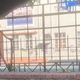 Αναγραφή συνθημάτων στους τοίχους του 6ου Δημοτικού σχολείου Καλαμαριάς