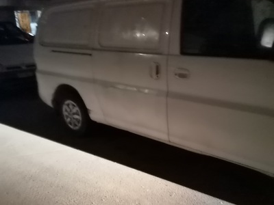 εγκαταλελειμμένο ιχ φορτηγάκι