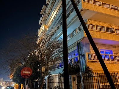 Καμενη λαμπα