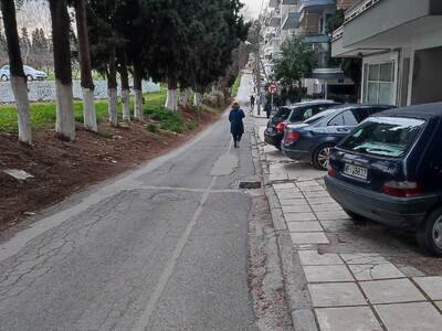 κινδυνος στη συμβολη καναρη με μητροπολιτου γενναδιου