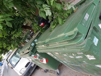 Κάδοι σε κακή  κατάσταση