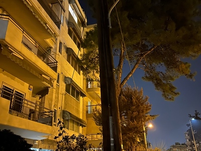 Καμενη λαμπα