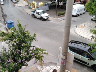 ΕΝΟΧΛΗΤΙΚΟΣ ΘΟΡΥΒΟΣ ΑΠΟ ΚΑΠΑΚΙ ΥΠΟΝΟΜΟΥ