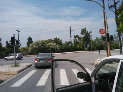 Δεν ανάβουν οι φωτεινοί σηματοδότες κίνδυνος ατυχήματος!!