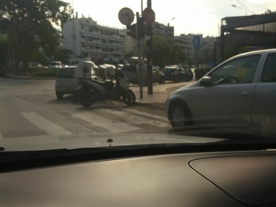 Δεν ανάβουν οι φωτεινοί σηματοδότες κίνδυνος ατυχήματος!!