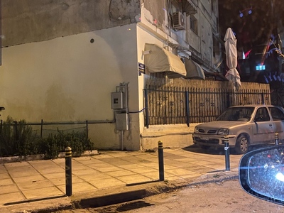 Τοποθετηση αποτρέτικων οριοδεικτων