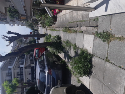 Επικίνδυνο πεζοδρόμιο 