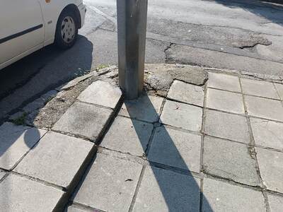 ΑΠΑΓΟΡΕΥΤΙΚΟ ΓΙΑ ΝΑ ΜΗΝ ΠΑΡΚΑΡΟΥΝ ΑΥΤΟΚΙΝΗΤΑ ΣΕ ΥΠΟ ΚΑΤΑΣΚΕΥΗ ΡΑΜΠΑΣ ΓΙΑ ΑΜΕΑ