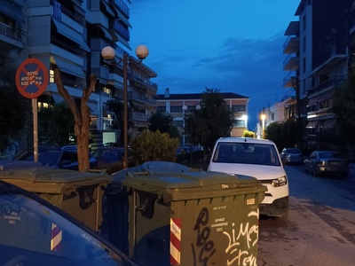 Φωτα στη νησιδα της Κολοτούρου 