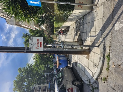 Αποξήλωση παράνομης ταμπέλας