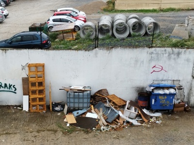 Ογκώδη κάτω από εργοτάξιο στο Επαλ