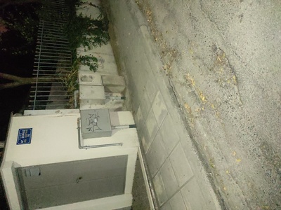 Μεγαλη τρυπα στο δρομο Αγιας Σοφιας