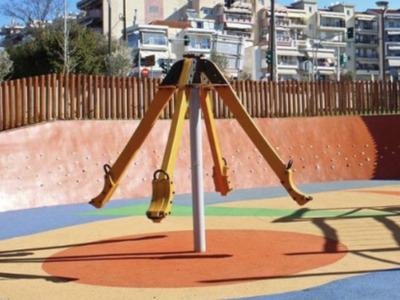 Επικίνδυνο παιχνίδι στο πάρκο στην Βρυούλων