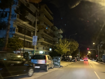 Φωτα στην Τακη Οικονομιδη