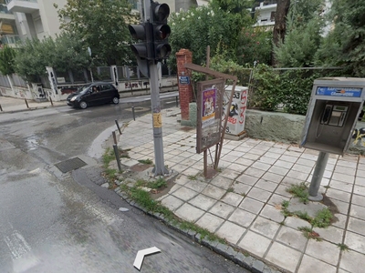 Αποξήλωση διαφημιστικής πινακίδας