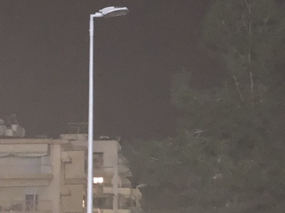 Δεν ανάβουν τα φώτα του πεζόδρομου