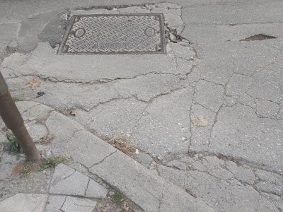 ΦΘΟΡΑ ΟΔΟΣΤΡΩΜΑΤΟΣ ΚΑΙ ΘΟΡΥΒΟΣ ΑΠΟ ΚΑΠΑΚΙ ΦΡΕΑΤΙΟΥ ΣΤΗΝ ΜΙΑΟΥΛΗ ΜΕ ΑΔΑΜΑΝΤΙΟΥ ΚΟΡΑΗ ΓΩΝΙΑ