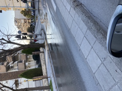 Νερά στο δρόμο