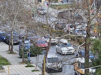 κόβετε η κίνηση