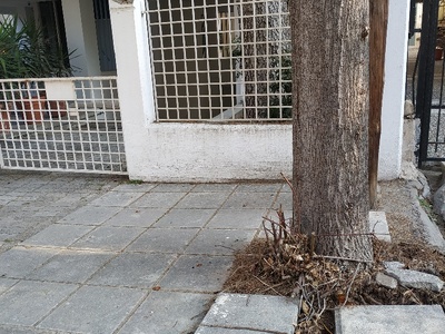 πεζοδρόμιο