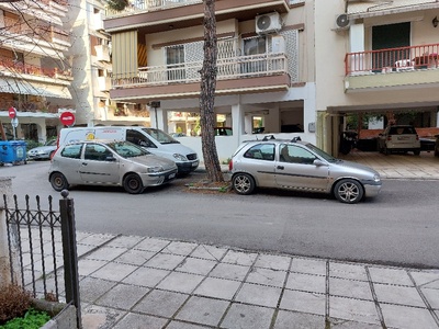 Πρόβλημα με παρκαρισμένα