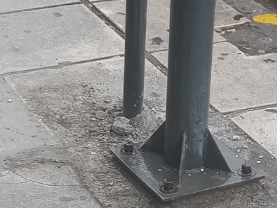 ΒΑΝΔΑΛΙΣΜΟΙ ΜΕ ΓΚΡΑΦΙΤΙ ΣΤΙΣ ΝΕΕΣ ΣΤΑΣΕΙΣ   ΣΤΗΝ   ΧΗΛΗΣ