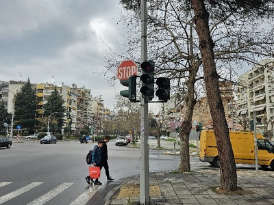 ΔΕΝ ΑΝΑΒΕΙ ΤΟ ΚΌΚΚΙΝΟ     ΕΠΕΙΓΟΝ