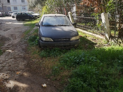 Εγκαταλελειμμένο όχημα