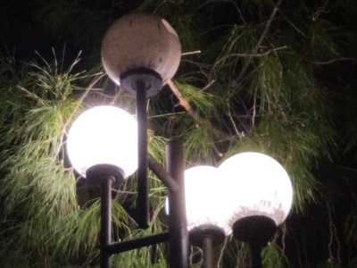 Καμμένες λαμπες