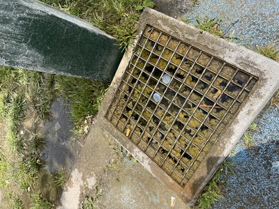 Βουλωμένο φρεάτιο, πολλά βρώμικα νερά