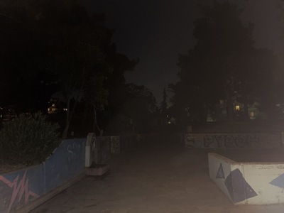 σκοταδια στο παρκο αλησμονητων πατριδων