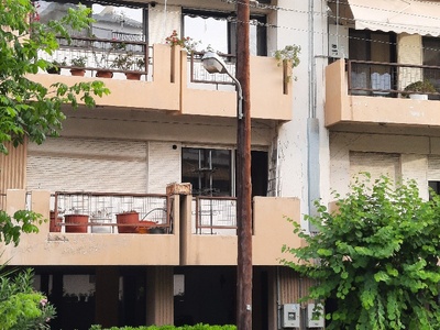 Το φωτιστικού αναβοσβήνει  Βλαχερνων με Ηροδότου