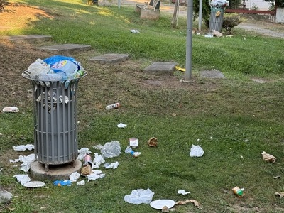 ξεχειλησαν οι καδοι  	Καβάφη Κωνσταντίνου