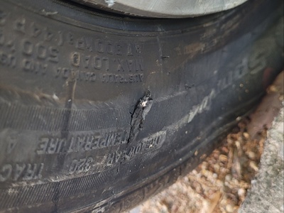 Σίδερο που προεξέχει - βλάβη   Γεωρ. Σεφέρη