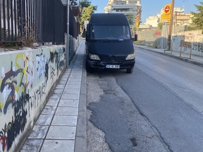 Εγκαταλελειμμένο όχημα  	Αγίου Νικολάου