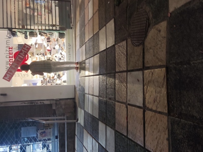 ΕΠΙΚΙΝΔΥΝΗ ΤΡΥΠΑ σε κράσπεδο της οδού Πασσαλίδη