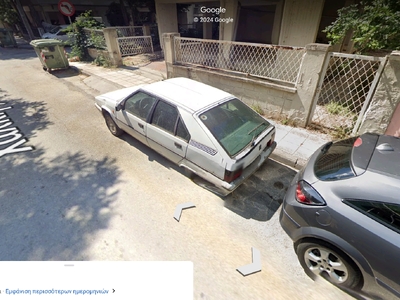 Εγκαταλελειμμένο αυτοκίνητο Χάλκης