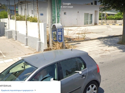 Αφαίρεση τηλεφωνικού θαλάμου Εθνικής Αντιστάσεως