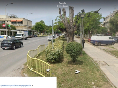 Αφαίρεση στύλου Εθνικής Αντιστάσεως