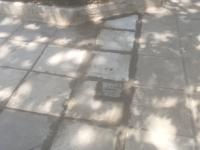 Μπάζα - Εργασία σε πεζοδρόμιο 	Θεμιστοκλή Σοφούλη