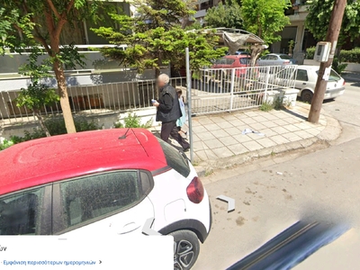 Αφαίρεση μεταλλικού στύλου Ταξιαρχών