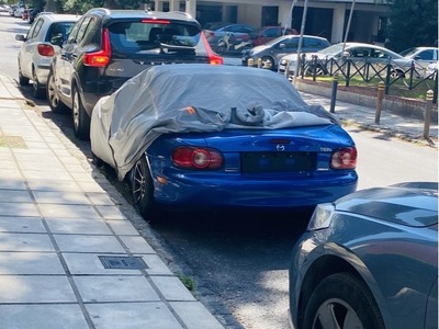 Εγκαταλελειμμενο οχημα  Πατριάρχη Γρηγορίου Ε