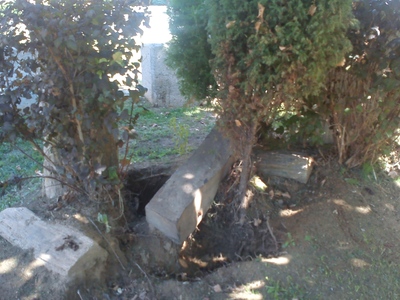 Δημιουργία τρύπας στο παρκο  Παπάζογλου