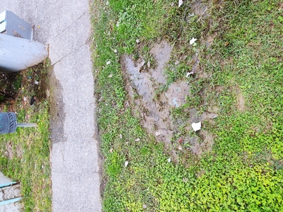 Διαρροή υδατων στην πλατεία Σκρα