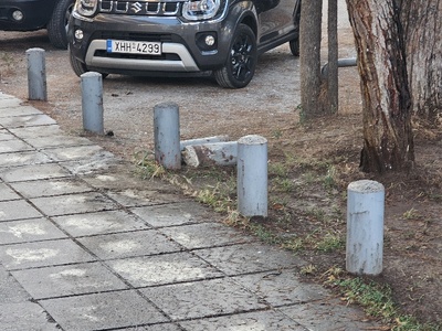 πεσμενα κολωνακια   Μακρυράχης με Ολγας