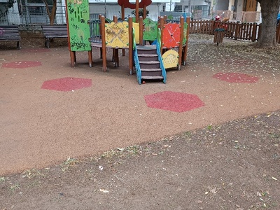 καθαρισμός παιχνιδιών απο γκράφιτι 	Κωνσταντινουπόλεως