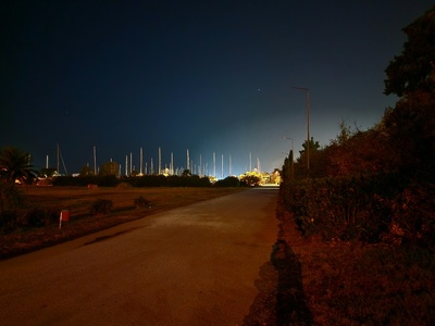 Σκοτάδια στην μαρίνα της Αρετσούς